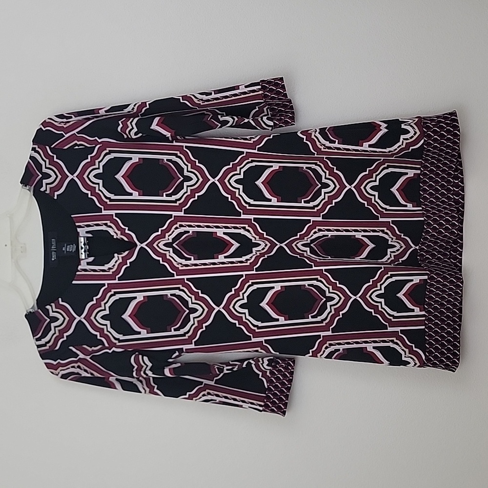White House Black Market Black, Burgundy &amp; White Geom… - Gem